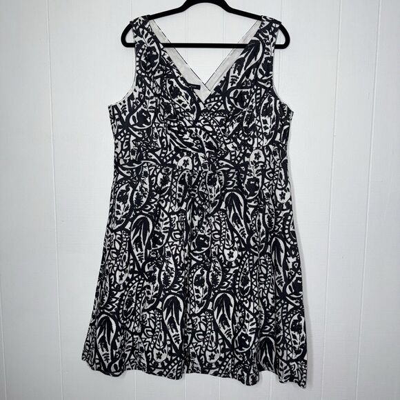 Lands’ End Women’s Floral A Line Dress Sleeveless Navy White Size 18 - Picture 1 of 5